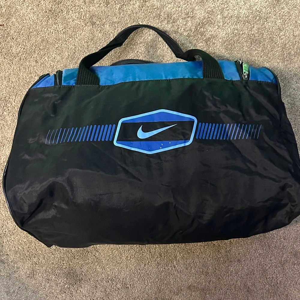 Nike Duffel Bag Gym Travel Sports Training Black Blue Colorway One Size